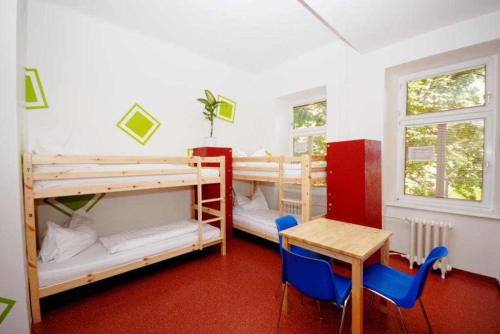 Westend City Hostel Wien Ngoại thất bức ảnh